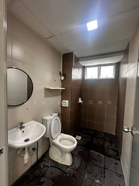 Apartment for Sale at M'tiara - Daniel Yong - Bathroom - PropertyGuru.com.my