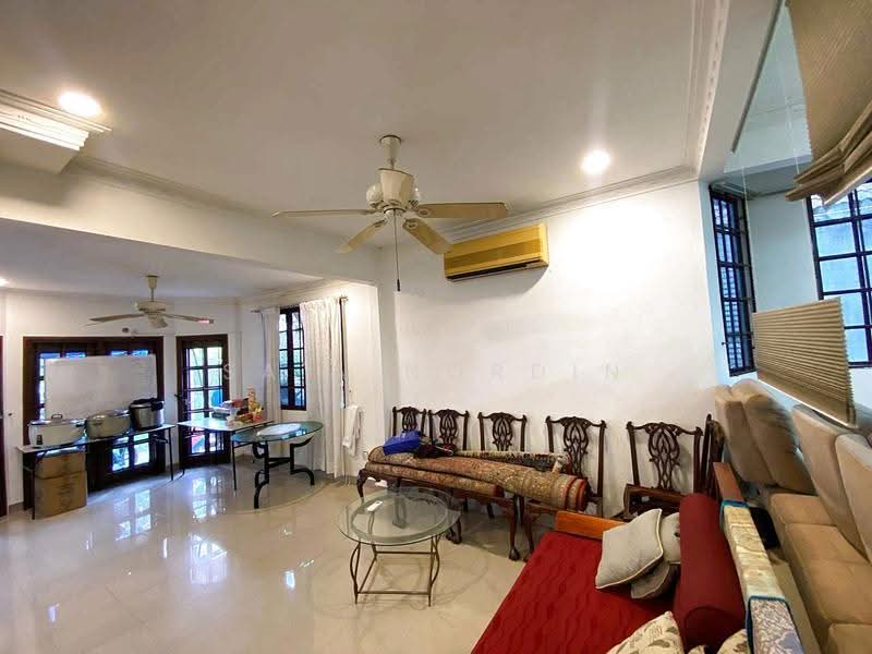 2-storey Terraced House for Sale in SS19 (Subang Jaya) - Sa'a Nordin - Living Room - PropertyGuru.com.my