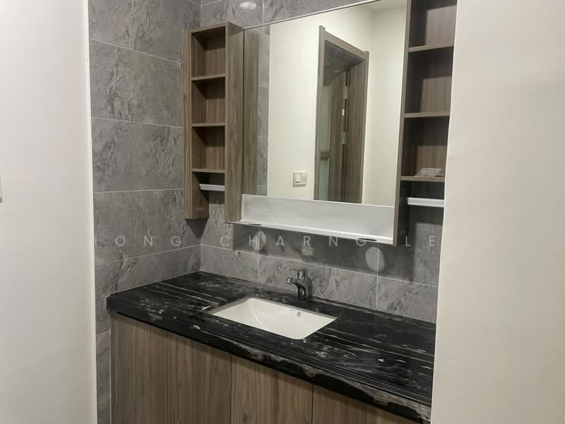 Twin Villas for Rent in Forest City (Gelang Patah) - Hong Charng Lee - Bathroom - PropertyGuru.com.my