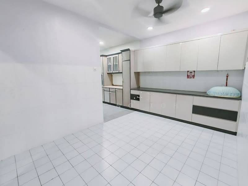 Rumah Teres 2-Tingkat untuk Dijual di Bandar Selesa Jaya (Skudai) - Ee Fong Toh - Kitchen - PropertyGuru.com.my