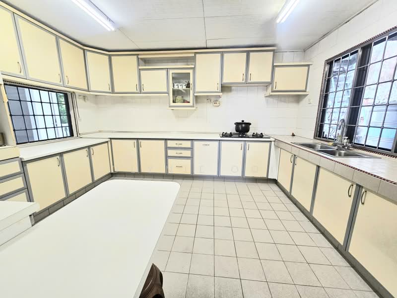 Bungalow House untuk Dijual di Taman Desa (Kuala Lumpur) - Dlynie Ooi - Kitchen - PropertyGuru.com.my