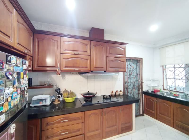 Bungalow House for Sale in Bandar Bukit Mahkota (Bangi) - Abdul Qadir - PropertyGuru.com.my