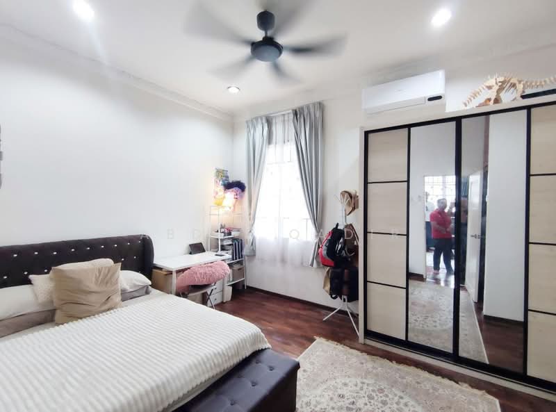 Bungalow House for Sale in Bandar Bukit Mahkota (Bangi) - Abdul Qadir - PropertyGuru.com.my