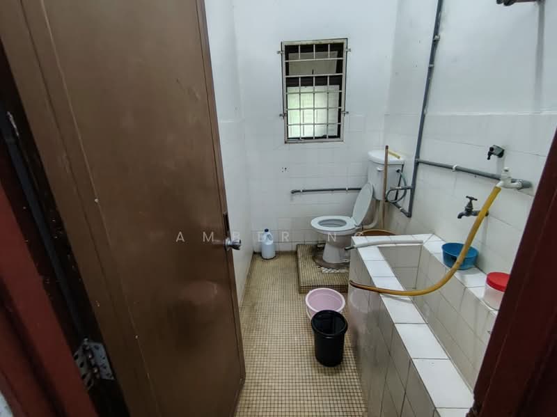 Bungalow House untuk Dijual di KLCC (KL City Centre) - Amber Ng - Bathroom - PropertyGuru.com.my