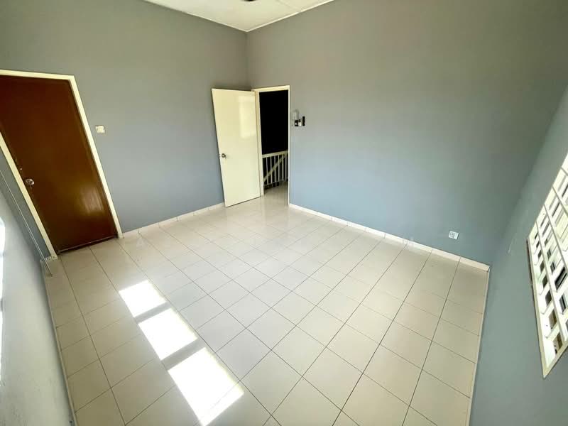 2-storey Terraced House for Sale in Taman Semenyih Mewah (Semenyih) - Azli Ibrahim - Interior - PropertyGuru.com.my