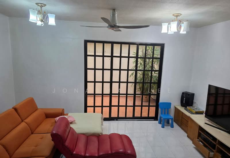 Townhouse for Sale in Kampung Sungai Nibong (Bayan Lepas) - Jonathan Lee - Living Room - PropertyGuru.com.my