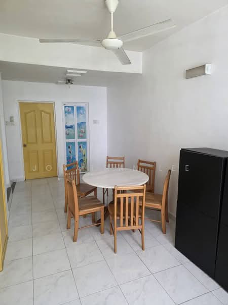 Townhouse for Sale in Kampung Sungai Nibong (Bayan Lepas) - Jonathan Lee - Dining Room - PropertyGuru.com.my