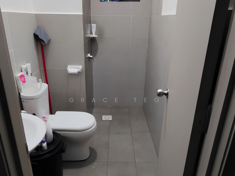 Condominium for Rent at Kingfisher @ Putatan - Grace Teo - Bathroom - PropertyGuru.com.my