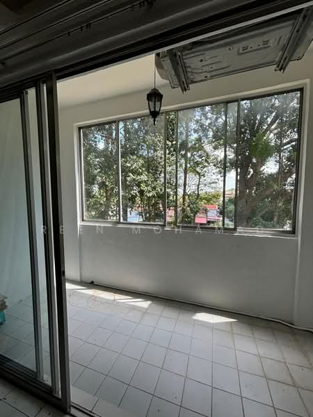 Apartment for Sale at Spanish Villa - Reen Mohamad - Balcony - PropertyGuru.com.my