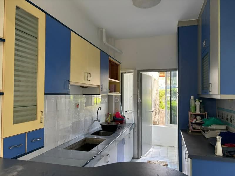 Apartment for Sale at Spanish Villa - Reen Mohamad - Kitchen - PropertyGuru.com.my