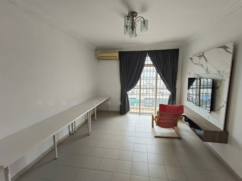 Pangsapuri untuk Disewa di Lake View Suites - Hong Charng Lee - Living Room - PropertyGuru.com.my