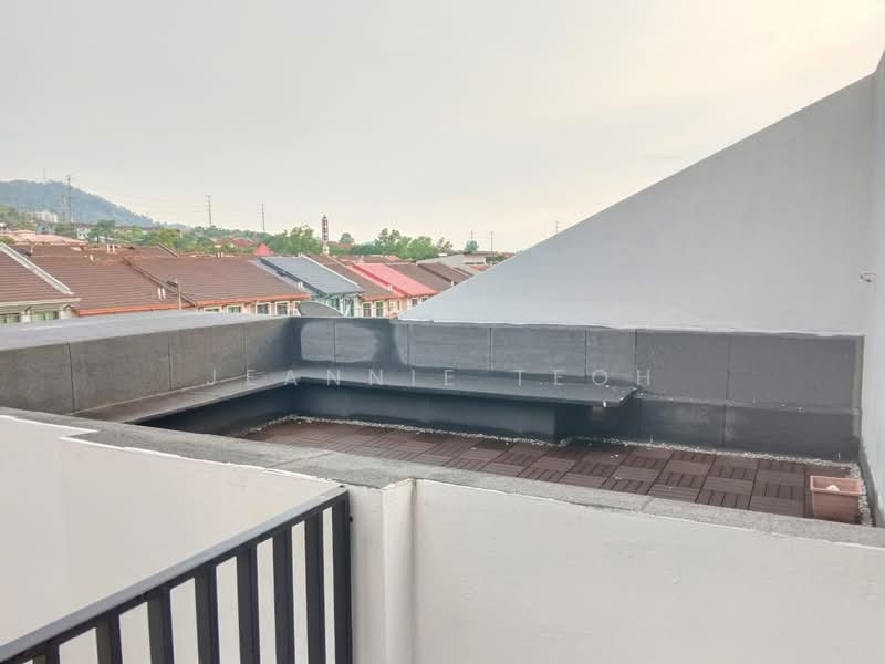 2-storey Terraced House for Sale in Ampang Saujana (Ampang) - Jeannie Teoh - Roof - PropertyGuru.com.my