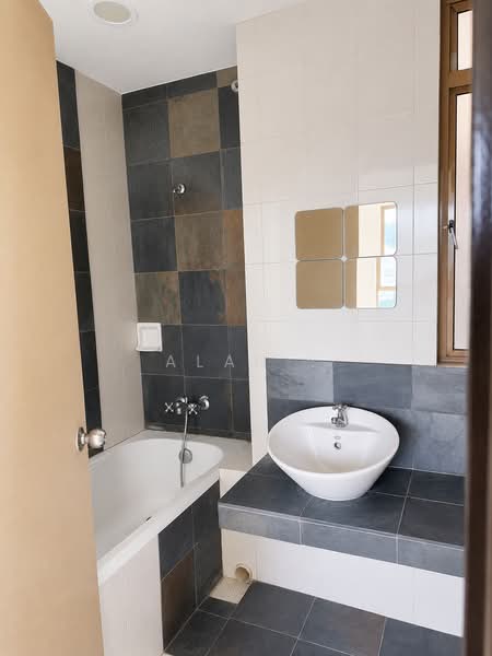 Service Residence for Sale at Ritze Perdana 1 - Alan . - Bathroom - PropertyGuru.com.my