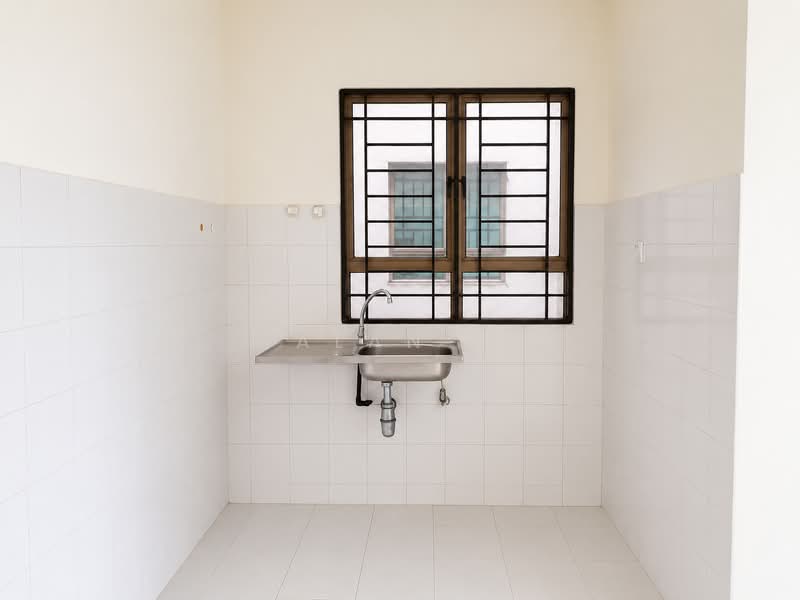 Service Residence for Sale at Ritze Perdana 1 - Alan . - Interior - PropertyGuru.com.my
