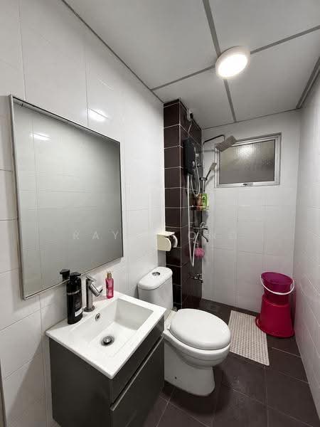 Pangsapuri untuk Dijual di Residensi Alam Damai (PR1MA @ Alam Damai) - Ray Chong - Bathroom - PropertyGuru.com.my
