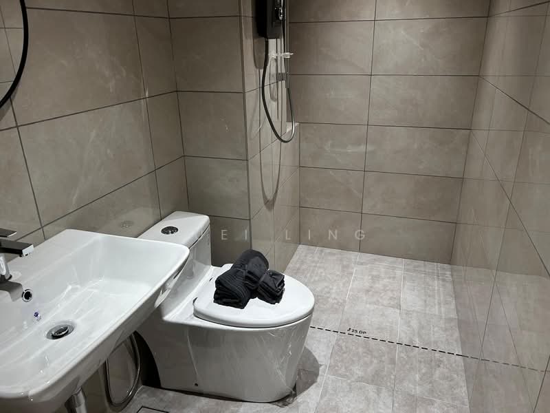 Service Residence for Sale at M Aspira - Huei Ling - Bathroom - PropertyGuru.com.my