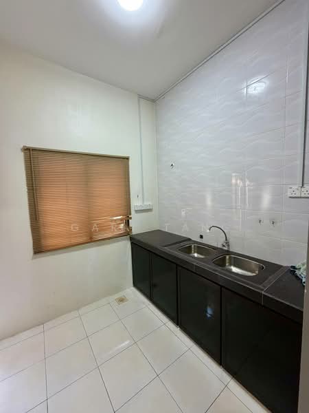 2-storey Terraced House for Sale in Taman Lahat Baru (Lahat) - Gary Tang - Kitchen - PropertyGuru.com.my