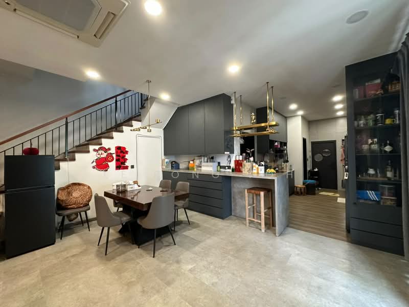 2-storey Terraced House for Sale in Taman Impian Emas (Skudai) - Ee Fong Toh - Kitchen - PropertyGuru.com.my