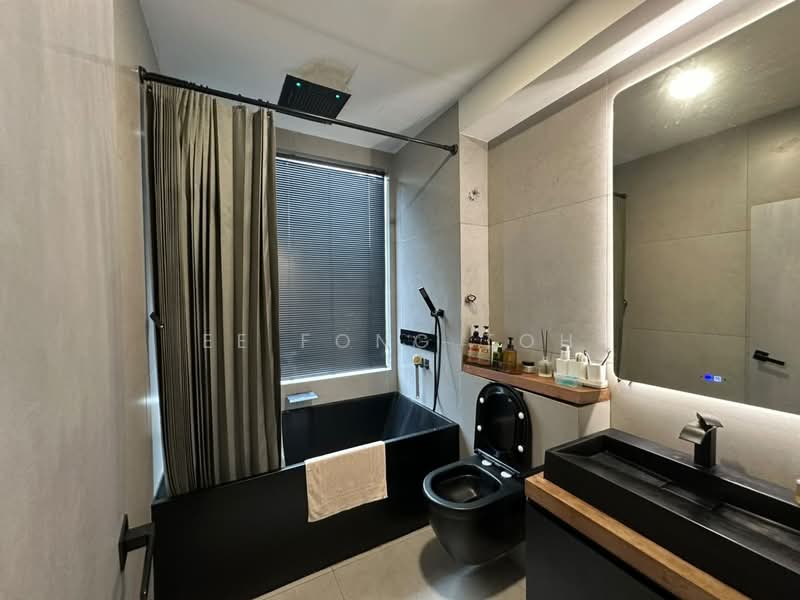 2-storey Terraced House for Sale in Taman Impian Emas (Skudai) - Ee Fong Toh - Bathroom - PropertyGuru.com.my
