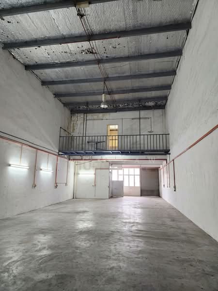 Terrace Factory for Sale in Kawasan Perusahaan Sungai Lokan (Butterworth) - Jack Saw - Interior - PropertyGuru.com.my