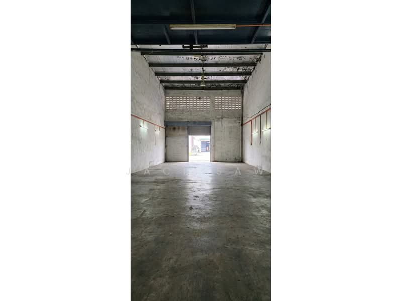 Terrace Factory for Sale in Kawasan Perusahaan Sungai Lokan (Butterworth) - Jack Saw - Interior - PropertyGuru.com.my
