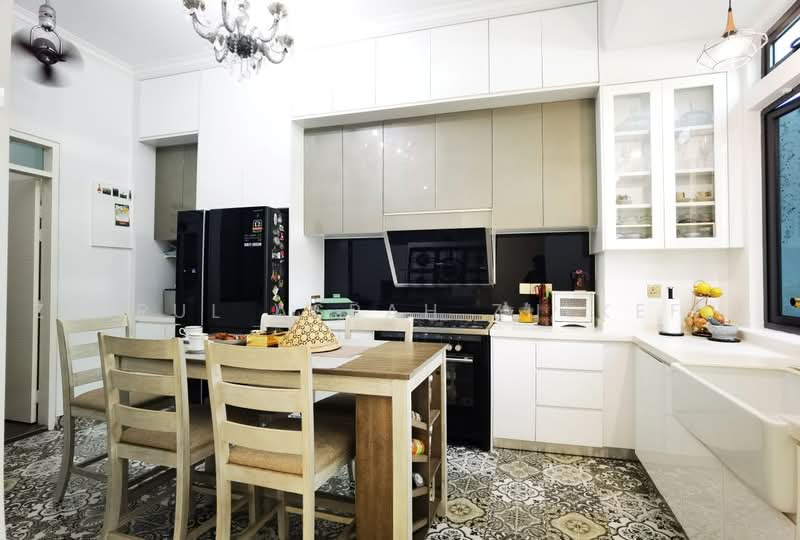 Zero-Lot Bungalow for Sale in Shah Alam (Selangor) - Zairul Asrah Zulkefli - Kitchen - PropertyGuru.com.my