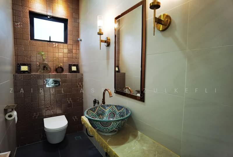 Zero-Lot Bungalow for Sale in Shah Alam (Selangor) - Zairul Asrah Zulkefli - Bathroom - PropertyGuru.com.my