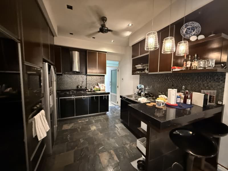 Condominium for Sale at Tanjung Beach Condominium - Ruth Ong - Kitchen - PropertyGuru.com.my
