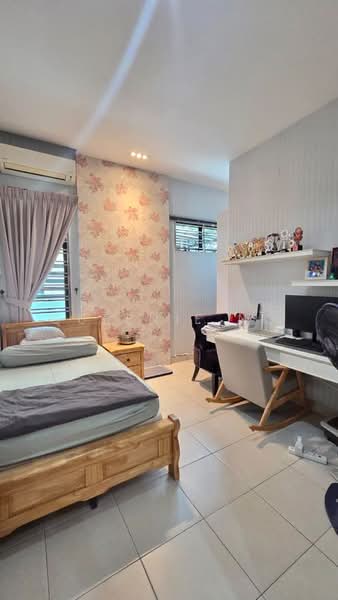 Semi-Detached House for Sale in Johor Bahru (Johor) - Queenie Ng - Bedroom - PropertyGuru.com.my