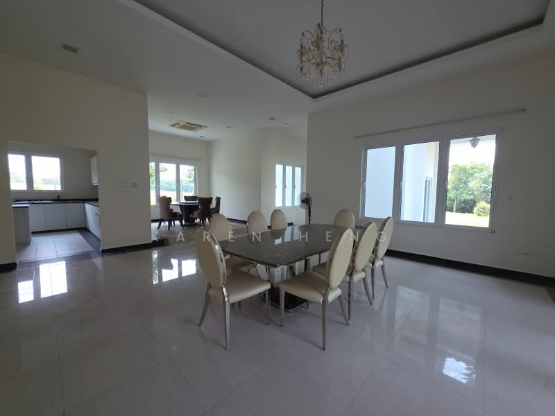 Bungalow House for Sale in Leisure Farm (Gelang Patah) - Karen Heng - Kitchen - PropertyGuru.com.my