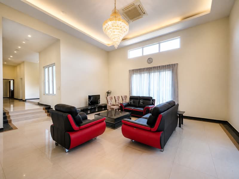 Bungalow House for Sale in Leisure Farm (Gelang Patah) - Karen Heng - Living Room - PropertyGuru.com.my