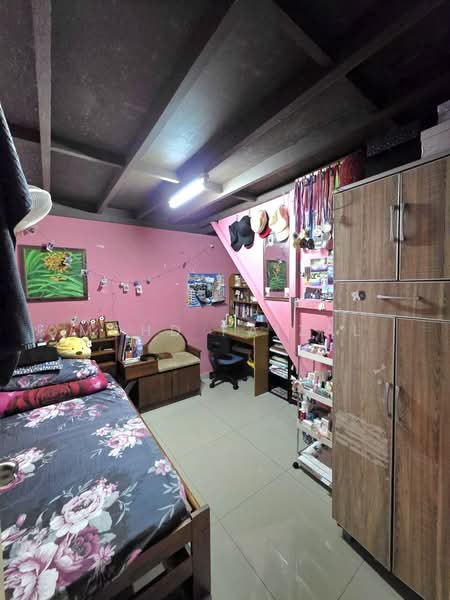 Rumah Teres 1-Tingkat untuk Dijual di Hulu Semenyih (Selangor) - Mohd Faizal - Bedroom - PropertyGuru.com.my
