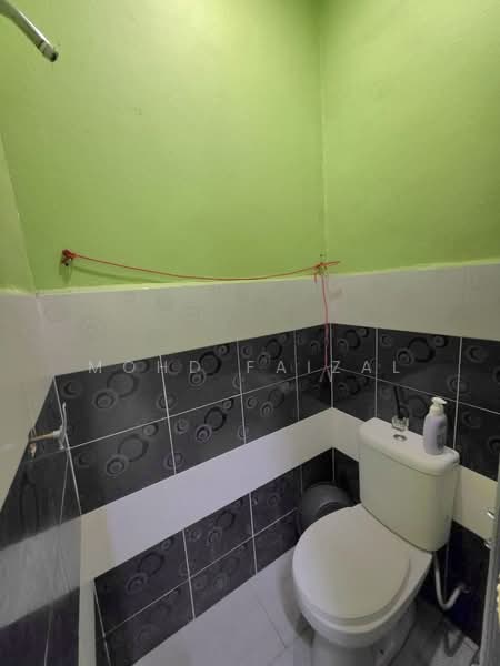Rumah Teres 1-Tingkat untuk Dijual di Hulu Semenyih (Selangor) - Mohd Faizal - Bathroom - PropertyGuru.com.my