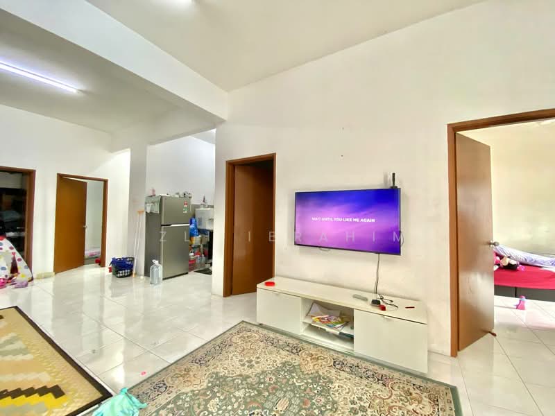 Apartment for Sale at Suria Residence - Azli Ibrahim - Living Room - PropertyGuru.com.my