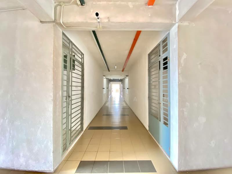 Apartment for Sale at Suria Residence - Azli Ibrahim - Corridor - PropertyGuru.com.my