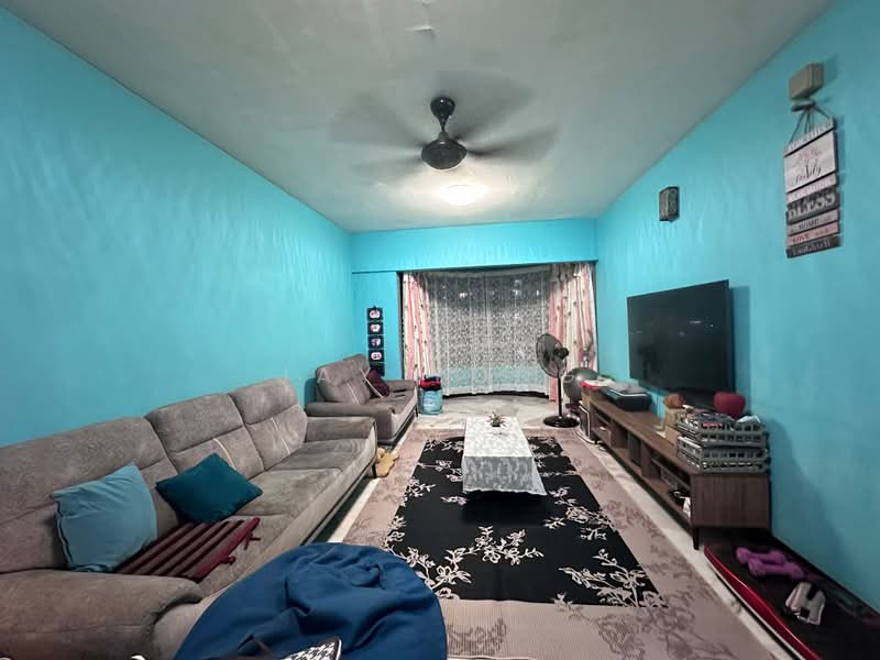 Apartment for Sale at Sri Intan 2 - Jay Yong - Living Room - PropertyGuru.com.my