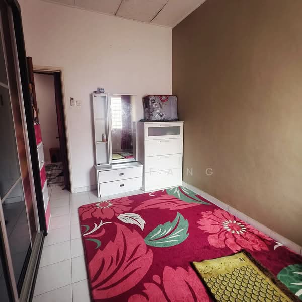 Rumah Teres 2-Tingkat untuk Dijual di Taman Pelangi Semenyih (Semenyih) - Yee Fang - Bedroom - PropertyGuru.com.my