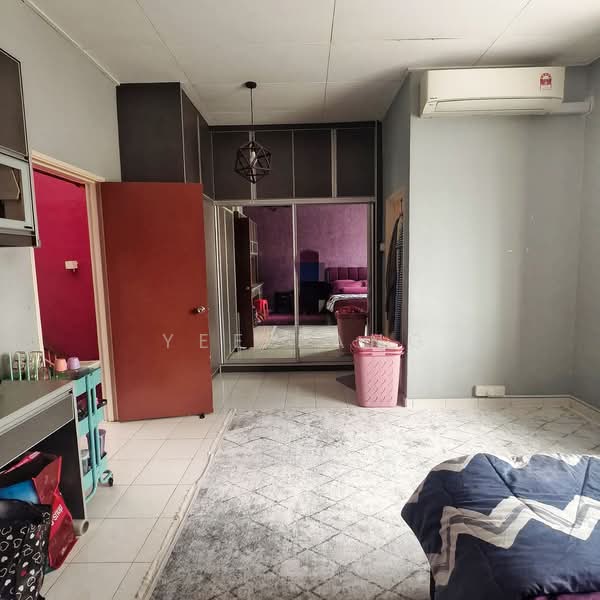 Rumah Teres 2-Tingkat untuk Dijual di Taman Pelangi Semenyih (Semenyih) - Yee Fang - Bedroom - PropertyGuru.com.my