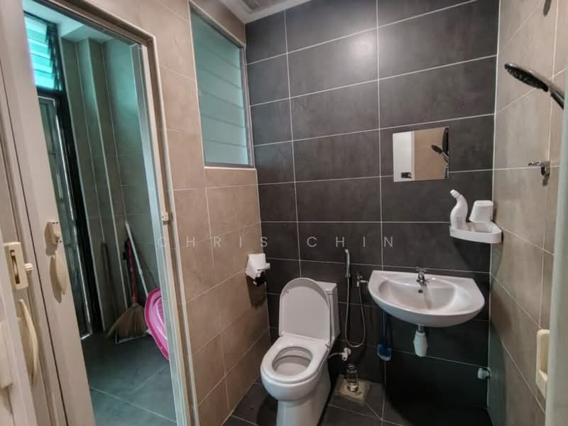 Rumah Teres 2-Tingkat untuk Dijual di Taman Lapangan Hartamas (Ipoh) - Chris Chin - Bathroom - PropertyGuru.com.my