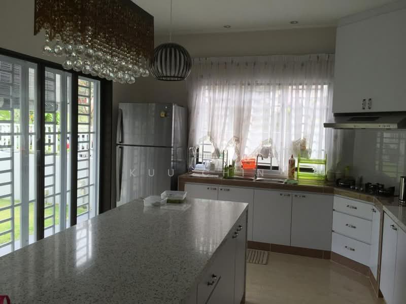 2-storey Terraced House for Sale in Taman Seri Austin (Tebrau) - Kuu Chin - Kitchen - PropertyGuru.com.my