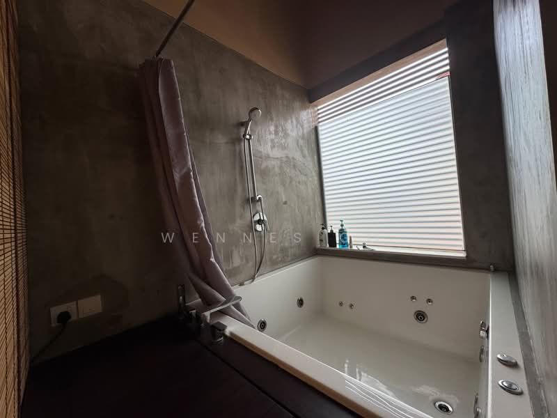 1.5-storey Terraced House for Sale in Taman Setia Indah (Tebrau) - Wennes Go - Bathroom - PropertyGuru.com.my