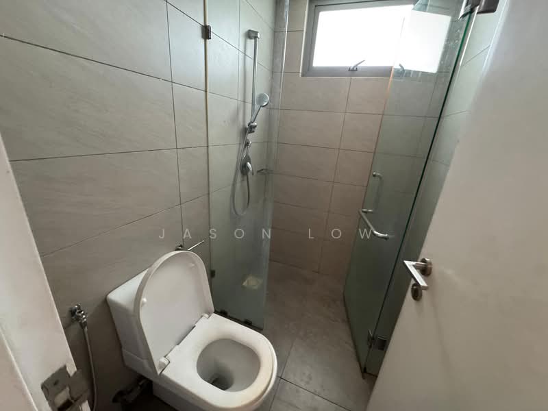 Kondominium untuk Disewa di Cascades Residency - Jason Low - Bathroom - PropertyGuru.com.my