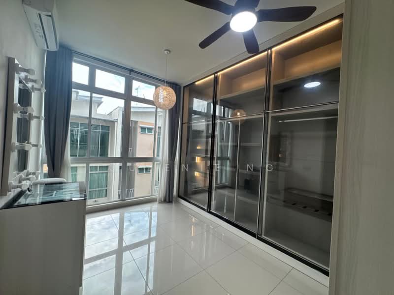 3-storey Terraced House for Sale in Taman Mount Austin (Tebrau) - Queenie Ng - PropertyGuru.com.my