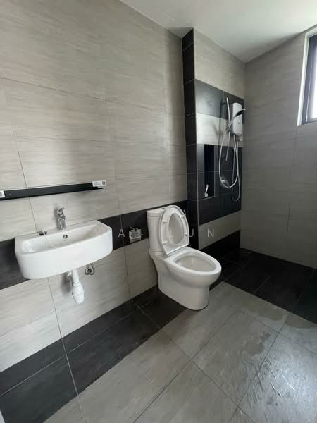 Condominium for Rent at Aster Residence - Wai Lun - Bathroom - PropertyGuru.com.my