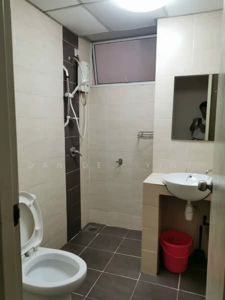 Kondominium untuk Disewa di Cova Suites - Gan De - Ying - Bathroom - PropertyGuru.com.my