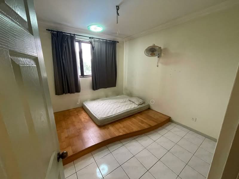 Apartment for Sale at Pearl Garden - Jerry So - Bedroom - PropertyGuru.com.my