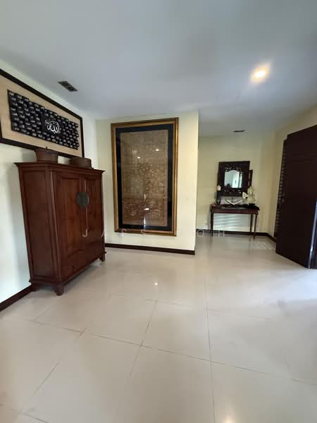 Bungalow House for Sale in Bukit Rahman Putra (Sungai Buloh) - Jass Goh - PropertyGuru.com.my
