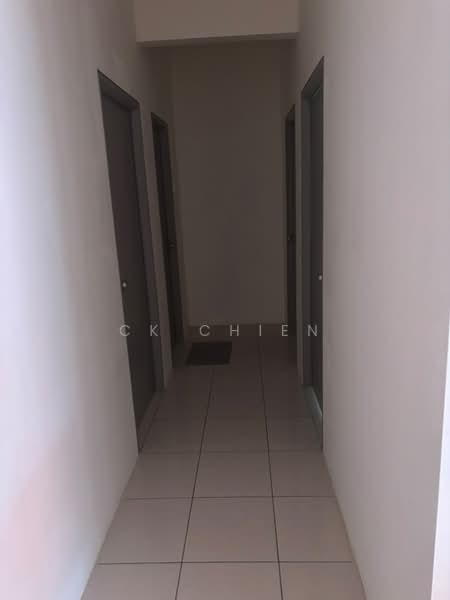 Apartment for Rent at Bandar Puncak Alam - CK Chien - Corridor - PropertyGuru.com.my