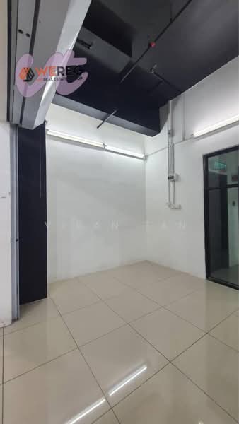 Shop for Sale in Shah Alam (Selangor) - Vivan Tan - Interior - PropertyGuru.com.my