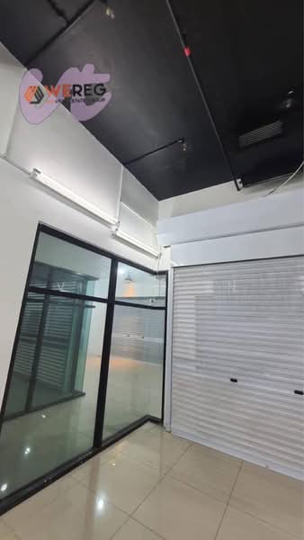 Shop for Sale in Shah Alam (Selangor) - Vivan Tan - Interior - PropertyGuru.com.my